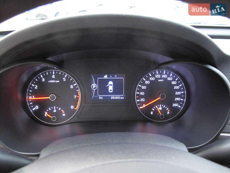 Седан Kia K5 2017 в Киеве фото 43 Седан Kia K5 2017 в Киеве