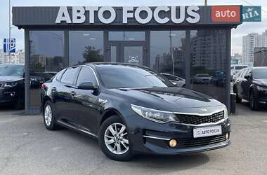Седан Kia K5 2016 в Києві