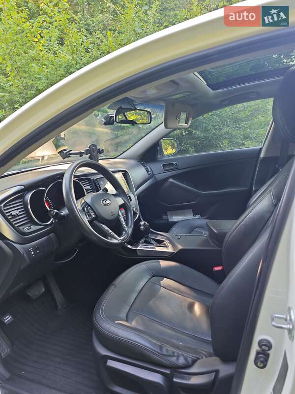 Седан Kia K5 2012 в Костополе фото 4 Седан Kia K5 2012 в Костополе