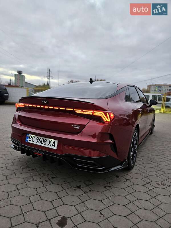 Седан Kia K5 2020 в Львове