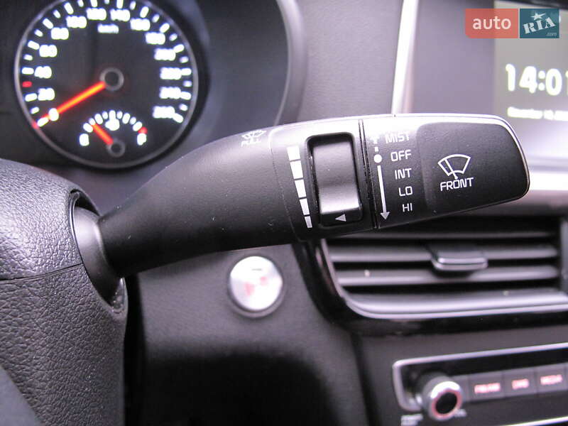 Седан Kia K5 2017 в Києві фото 75 Седан Kia K5 2017 в Києві