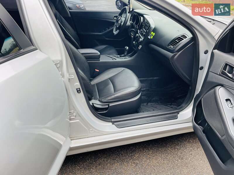 Седан Kia K5 2015 в Києві фото 13 Седан Kia K5 2015 в Києві