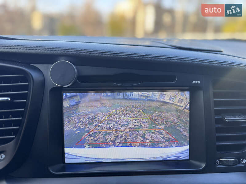 Седан Kia K5 2012 в Одесі