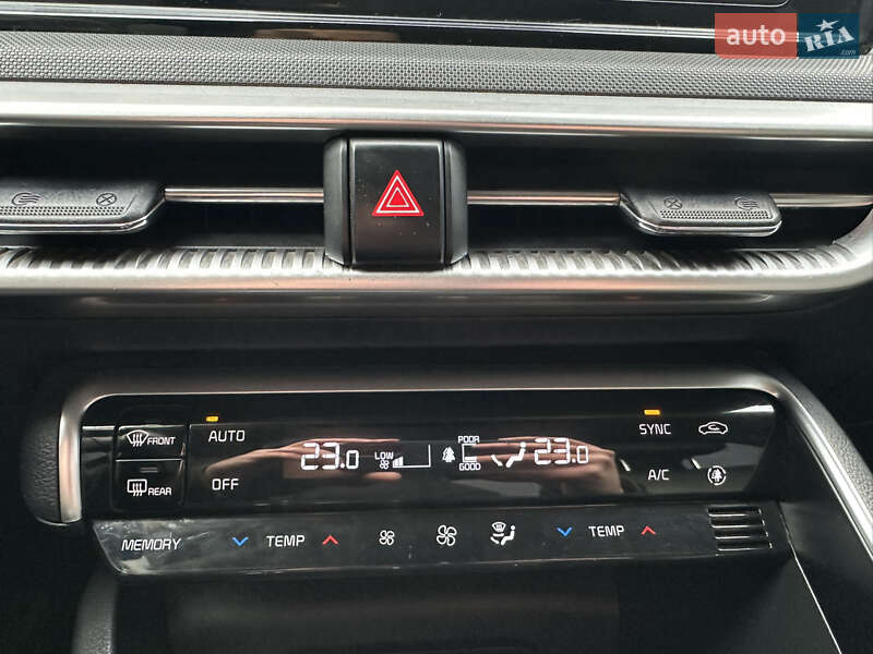 Седан Kia K5 2021 в Вінниці