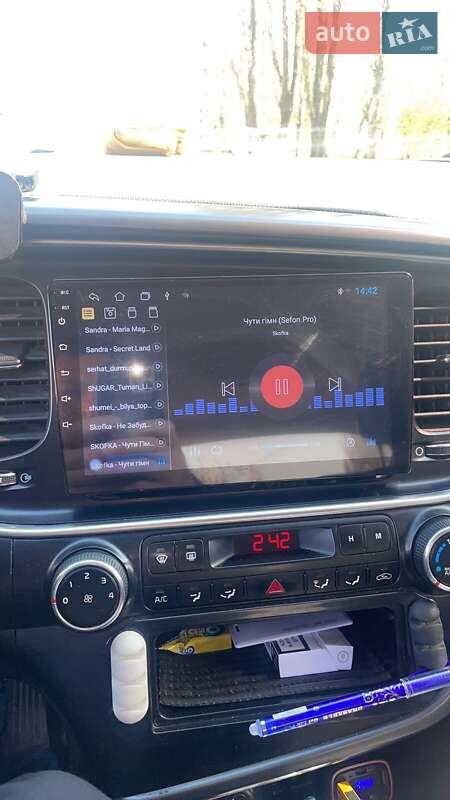 Седан Kia K5 2013 в Броварах