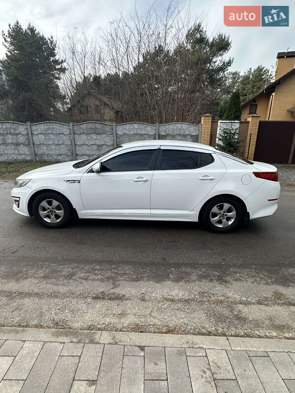 Седан Kia K5 2014 в Києві