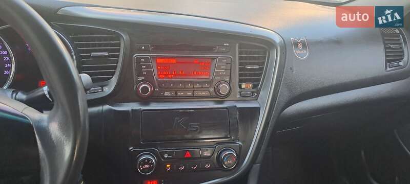 Седан Kia K5 2012 в Миколаєві