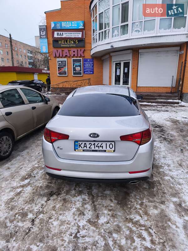 Седан Kia K5 2012 в Борисполе