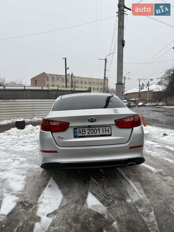 Седан Kia K5 2013 в Вінниці