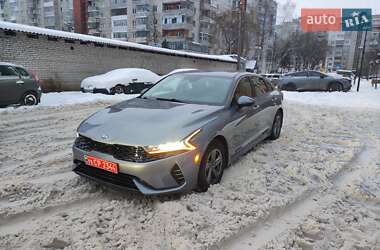 Седан Kia K5 2020 в Львове