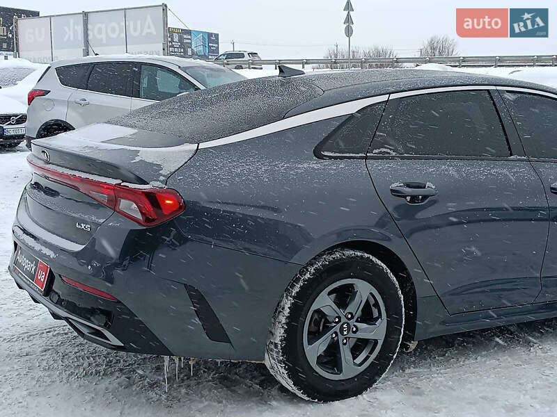 Седан Kia K5 2020 в Львове