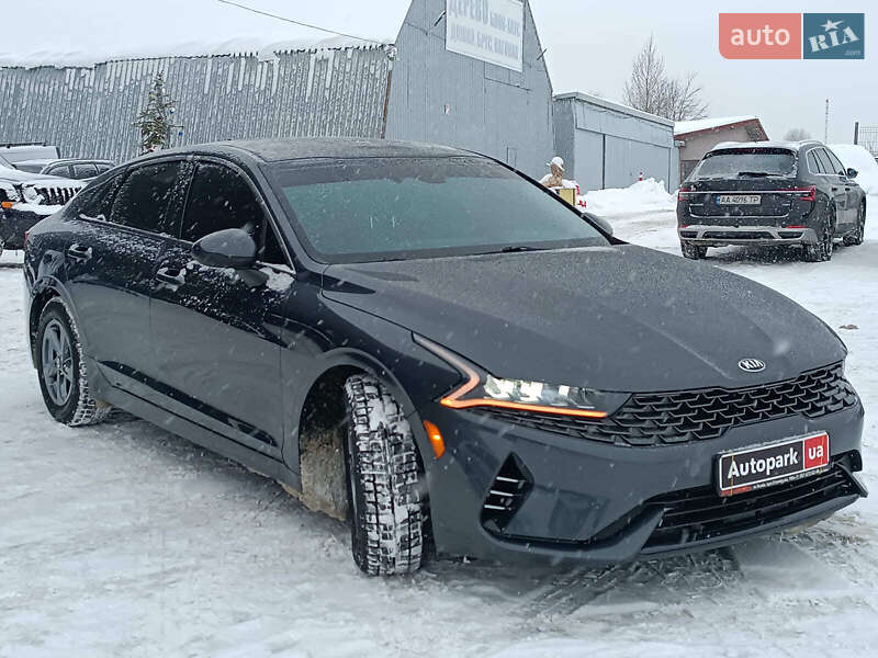 Седан Kia K5 2020 в Львове