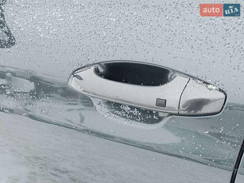 Седан Kia K5 2020 в Львове