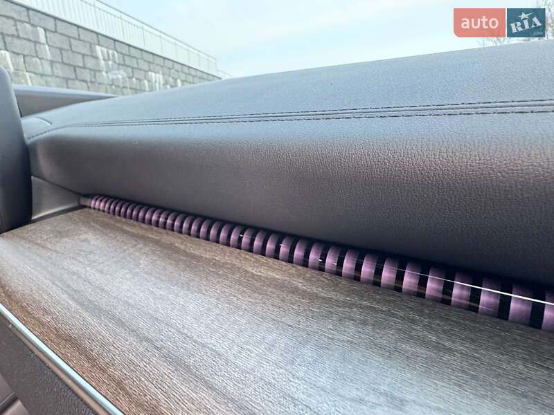 Седан Kia K5 2024 в Киеве