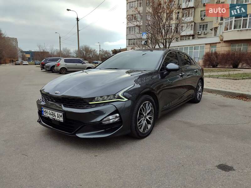 Седан Kia K5 2020 в Запорожье