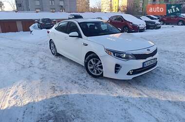 Седан Kia K5 2017 в Києві