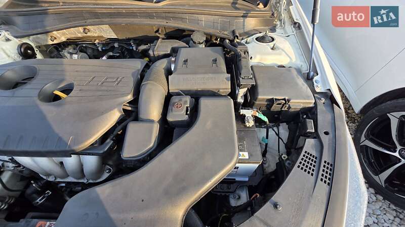 Седан Kia K5 2018 в Києві