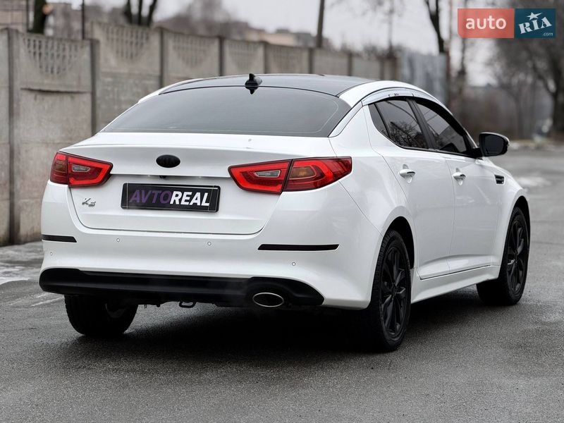 Седан Kia K5 2013 в Кривом Роге