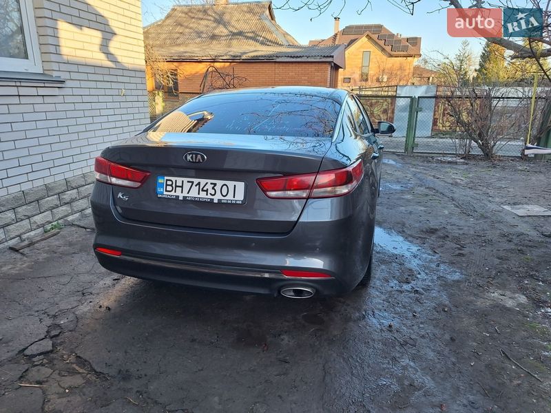 Седан Kia K5 2017 в Белой Церкви