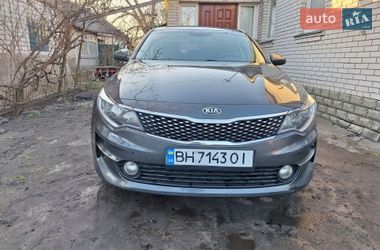 Седан Kia K5 2017 в Белой Церкви