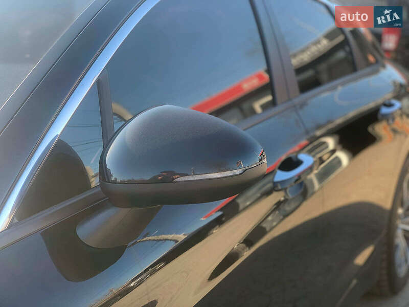 Седан Kia K5 2020 в Виннице