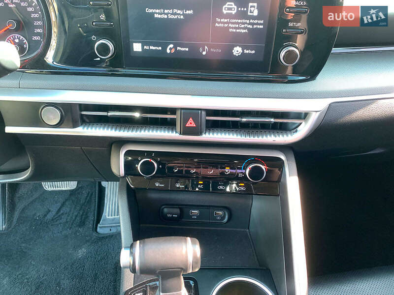 Седан Kia K5 2020 в Виннице