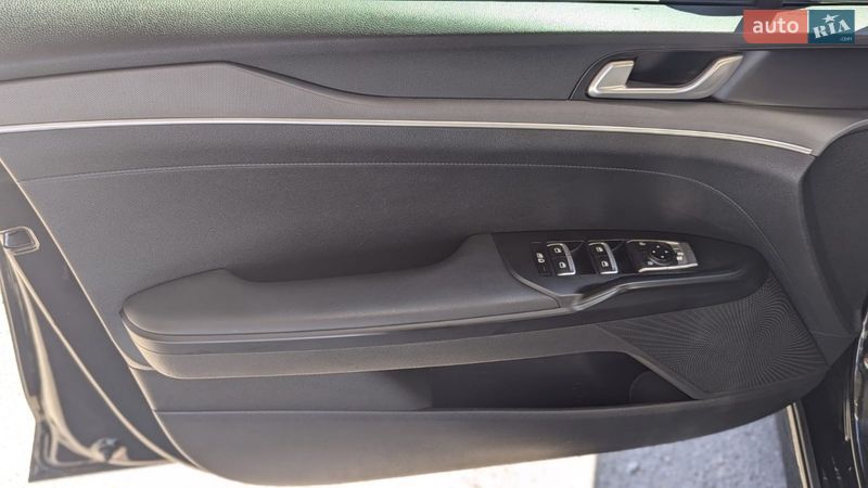 Седан Kia K5 2021 в Києві фото 36 Седан Kia K5 2021 в Києві