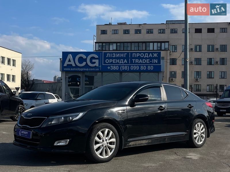 Седан Kia K5 2013 в Киеве