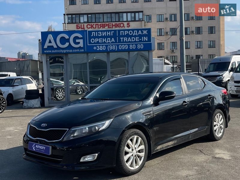 Седан Kia K5 2013 в Киеве
