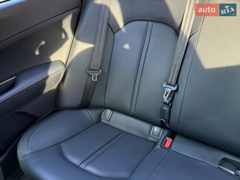 Седан Kia K5 2019 в Миколаєві