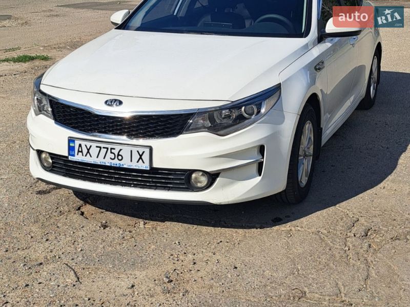 Седан Kia K5 2015 в Харкові фото Седан Kia K5 2015 в Харкові