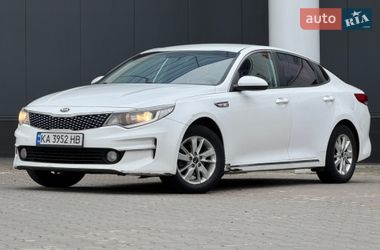 Седан Kia K5 2015 в Киеве