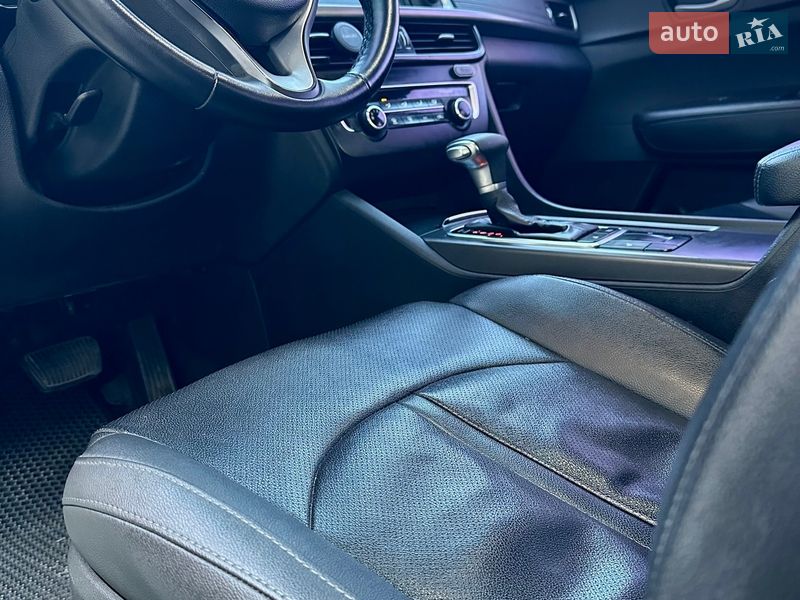 Седан Kia K5 2016 в Києві фото 27 Седан Kia K5 2016 в Києві