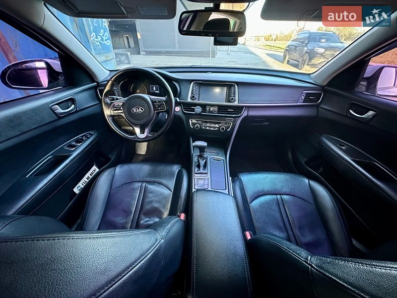 Седан Kia K5 2016 в Києві фото 42 Седан Kia K5 2016 в Києві