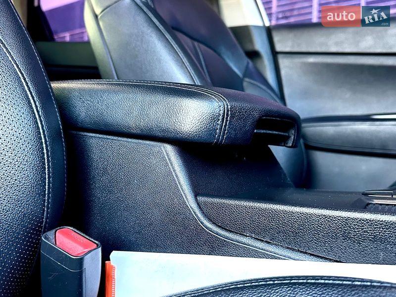 Седан Kia K5 2016 в Києві фото 58 Седан Kia K5 2016 в Києві