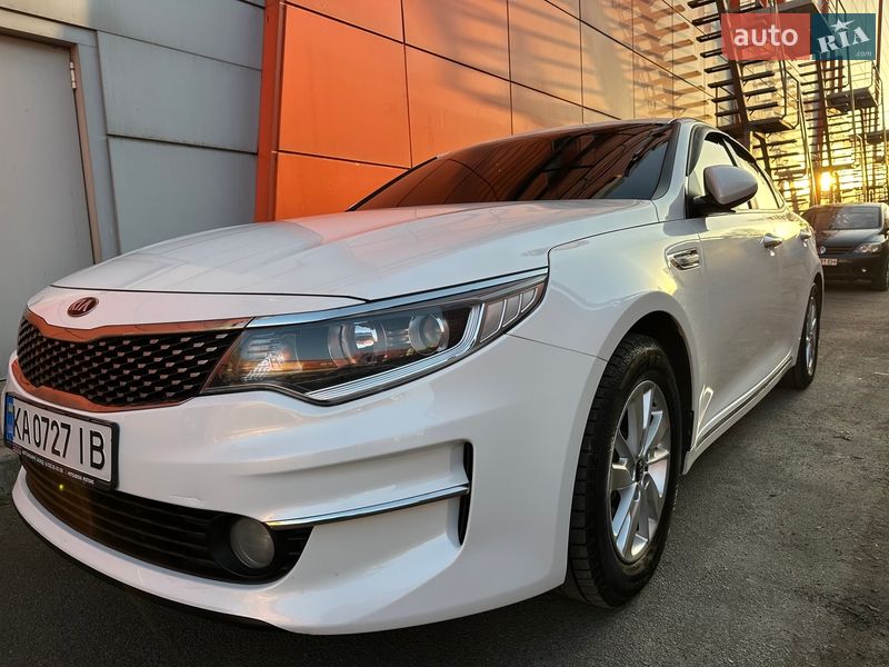 Седан Kia K5 2016 в Києві фото 73 Седан Kia K5 2016 в Києві