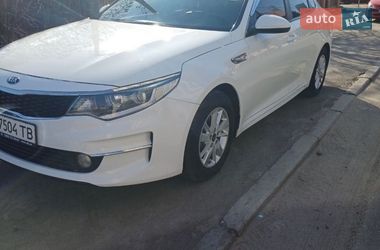 Седан Kia K5 2018 в Киеве
