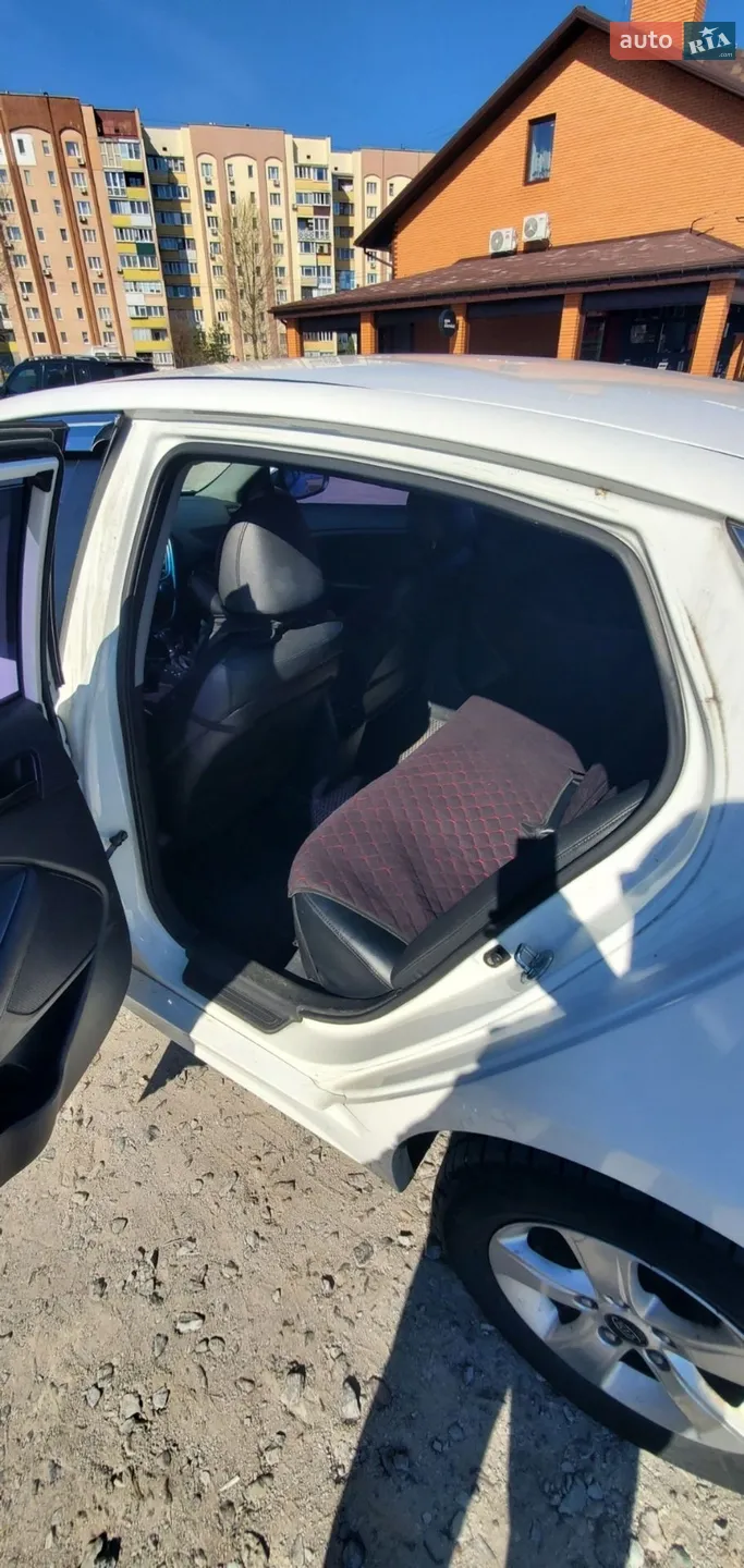 2015 Kia K5 - мініатюра 17