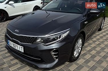 Седан Kia K5 2016 в Одесі