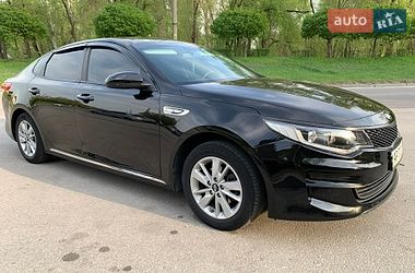 Седан Kia K5 2015 в Запорожье