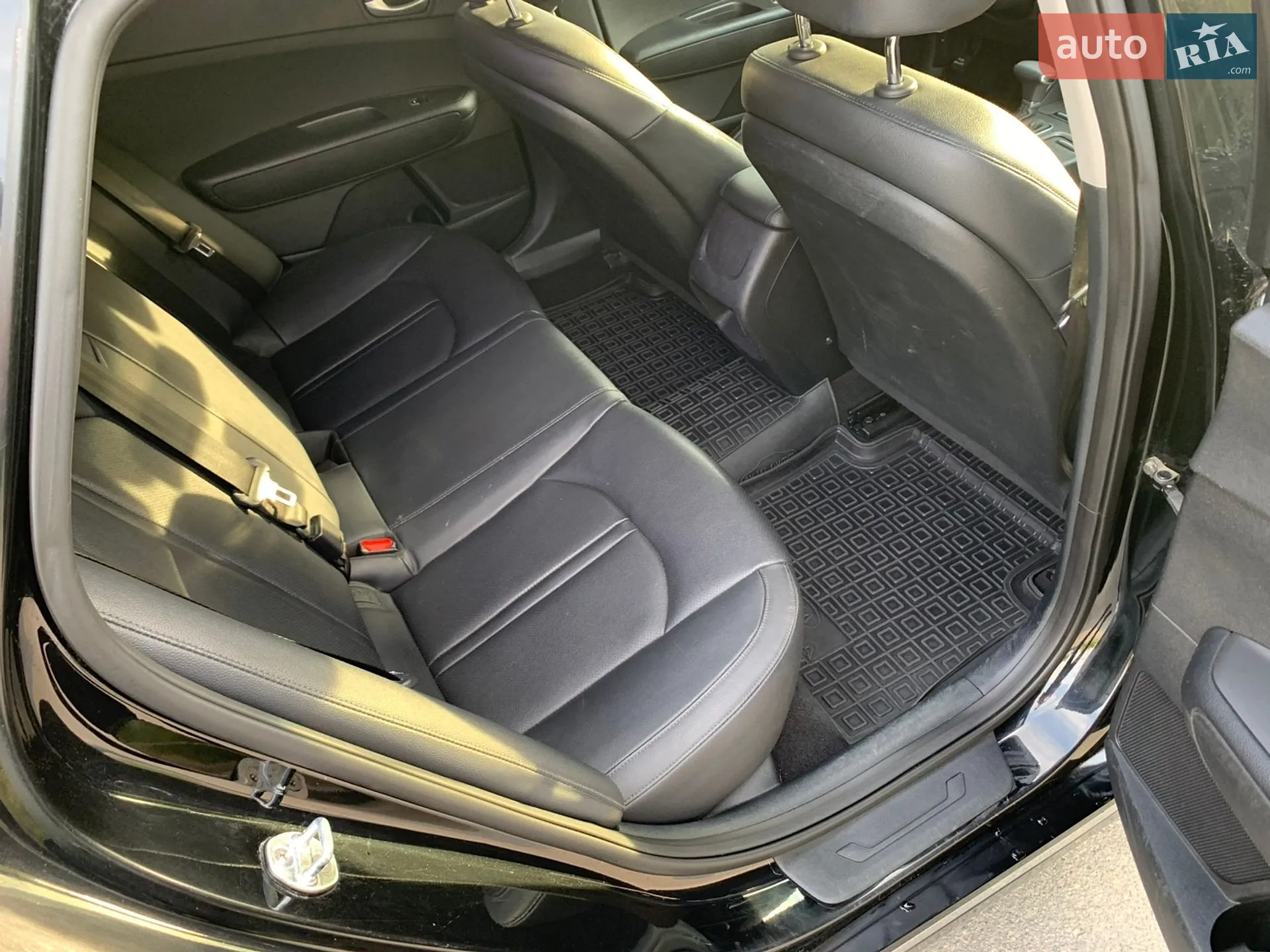2015 Kia K5 - мініатюра 18