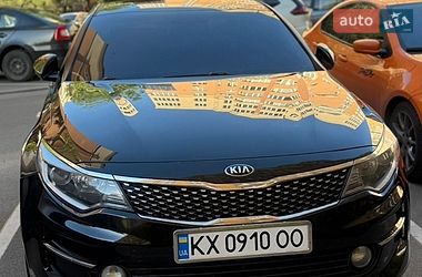 Седан Kia K5 2016 в Києві