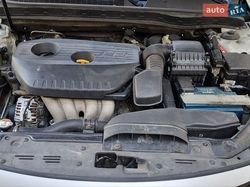 Седан Kia K5 2014 в Киеве