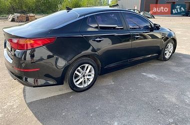 Седан Kia K5 2013 в Переяславе