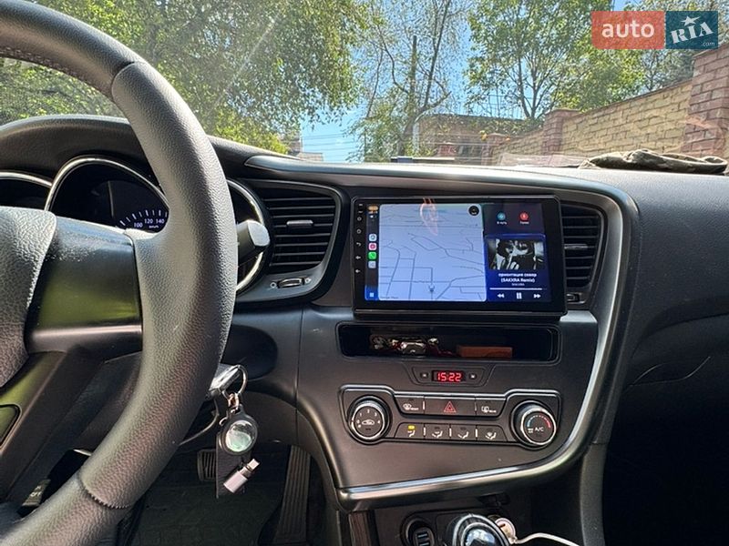 Седан Kia K5 2013 в Киеве