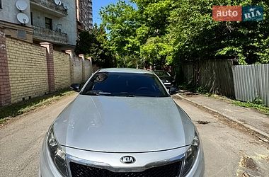 Седан Kia K5 2013 в Киеве