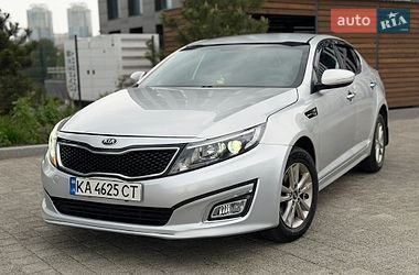 Седан Kia K5 2014 в Киеве