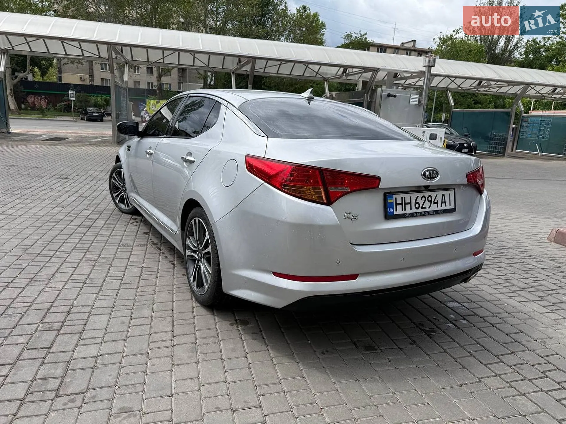 2011 Kia K5 - мініатюра 10