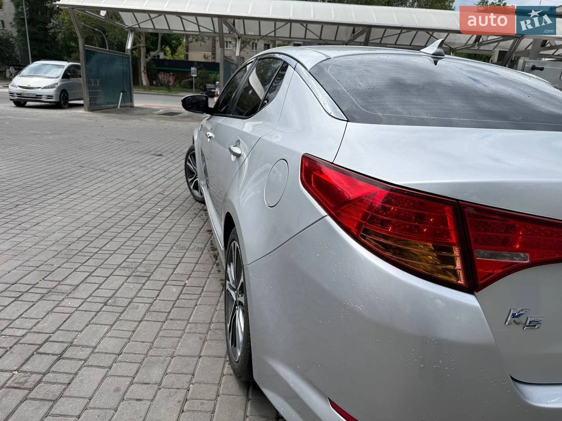 2011 Kia K5 - мініатюра 15