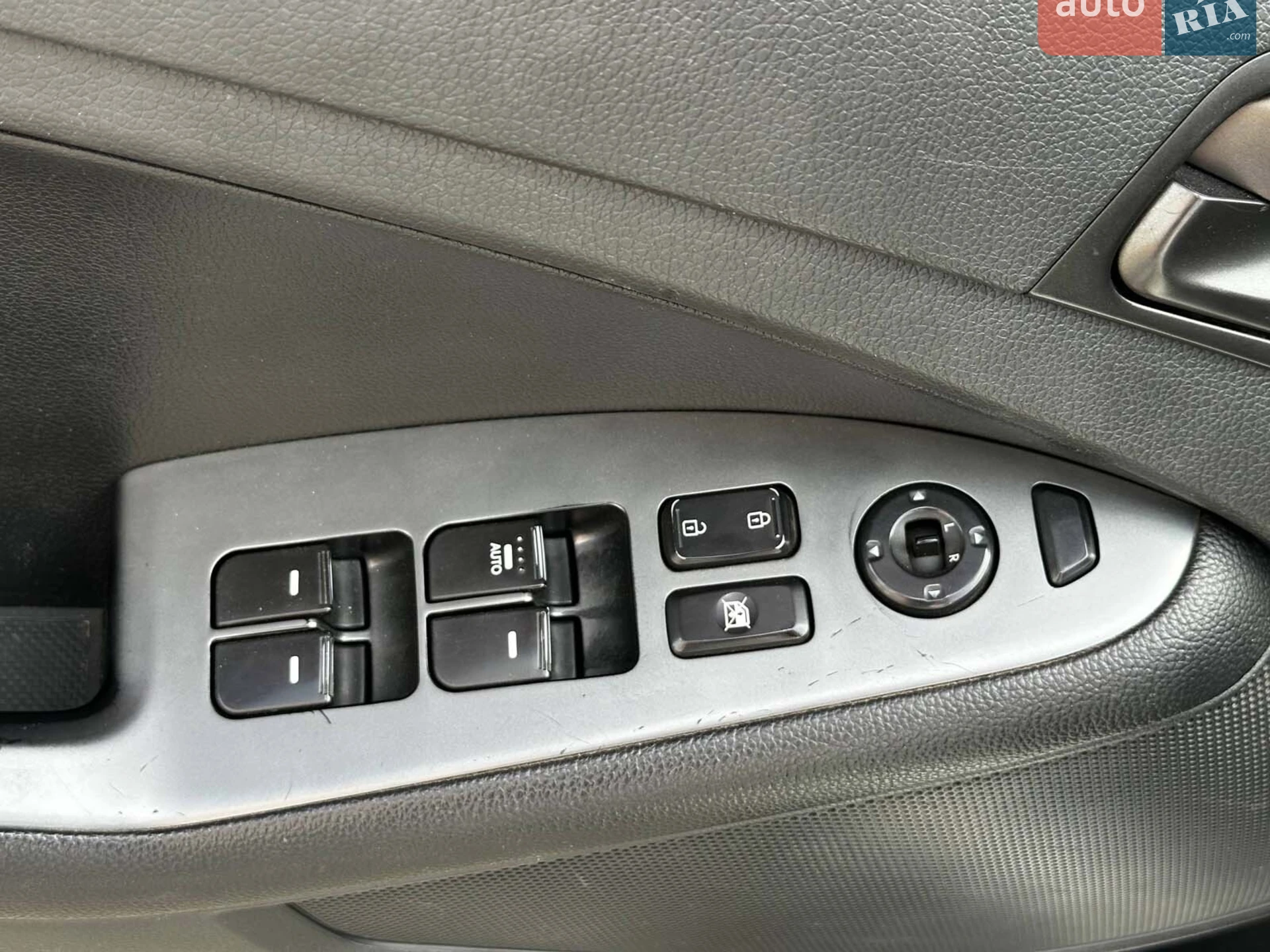 2014 Kia K5 - мініатюра 12